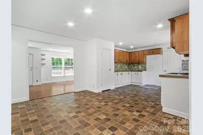 797 Pleasant Valley Road, Burnsville, NC 28714 - Photo 22