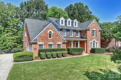 7410 Roseland Avenue, Charlotte, NC 28277 - Photo 2
