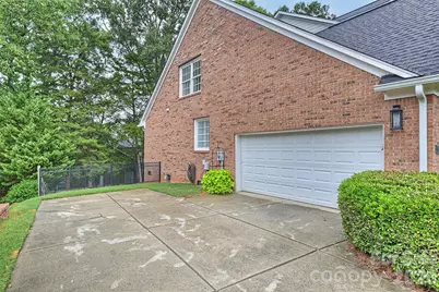 7410 Roseland Avenue, Charlotte, NC 28277 - Photo 48