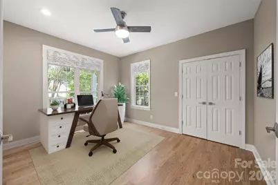 14 Waterbury Court, Hendersonville, NC 28791 - Photo 8
