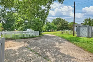 301 Harris St, Fort Mill, SC 29715 - Photo 38
