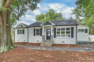 301 Harris St, Fort Mill, SC 29715 - Photo 2