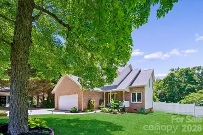 508 Watergate Circle, Gastonia, NC 28052 - Photo 2