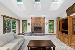 18 E Rosewood Trail, Hendersonville, NC 28739 - Photo 14