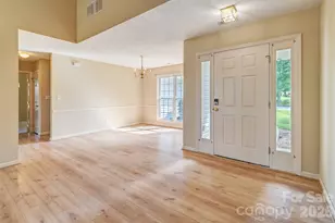 264 Cottage Ridge Rd, Fletcher, NC 28732 - Photo 2