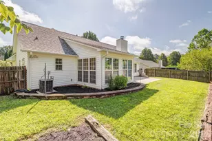 264 Cottage Ridge Rd, Fletcher, NC 28732 - Photo 32