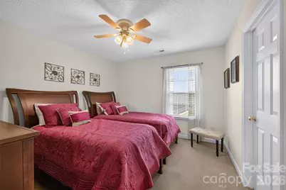 806 20th Avenue Place SE, Hickory, NC 28602 - Photo 32