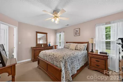 806 20th Avenue Place SE, Hickory, NC 28602 - Photo 26