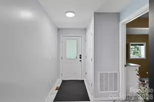 548 Cherry Mountain St, Forest City, NC 28043 - Photo 8