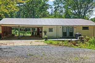 548 Cherry Mountain St, Forest City, NC 28043 - Photo 1