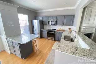 2933 Duvalla Ave, Charlotte, NC 28209 - Photo 4