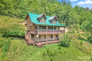 2560 Round Hill Rd, Bryson City, NC 28713 - Photo 2
