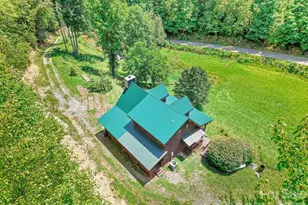 2560 Round Hill Rd, Bryson City, NC 28713 - Photo 44