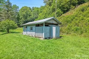 2560 Round Hill Rd, Bryson City, NC 28713 - Photo 42