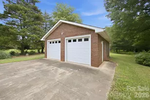 182 Robert Dr, Statesville, NC 28625 - Photo 36