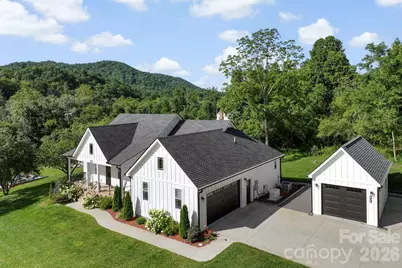 29 Banner Cottages Lane, Horse Shoe, NC 28759 - Photo 8