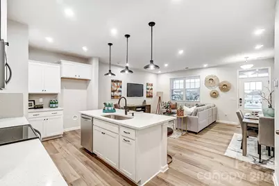 5217 Wyes Oak Lane, Charlotte, NC 28269 - Photo 10