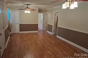 394 Efird St, Gastonia, NC 28054 - Photo 10