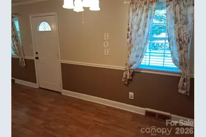394 Efird Street, Gastonia, NC 28054 - Photo 8