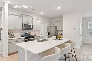 676 13th Ave Dr NE, Hickory, NC 28601 - Photo 12