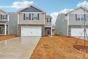 676 13th Ave Dr NE, Hickory, NC 28601 - Photo 1