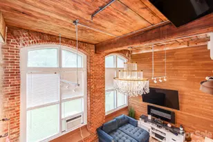 201 Hoskins Road S, Charlotte, NC 28208 - Photo 2