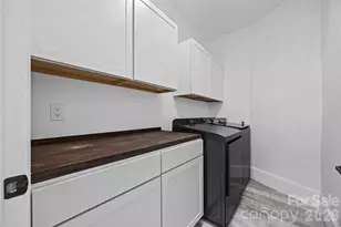9827 Potter Rd, Matthews, NC 28104 - Photo 22