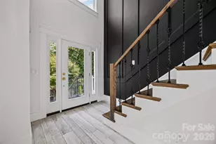 9827 Potter Rd, Matthews, NC 28104 - Photo 4