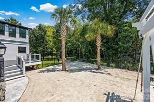 9827 Potter Rd, Matthews, NC 28104 - Photo 10