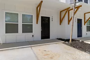 709 Pennsylvania Ave, Charlotte, NC 28216 - Photo 4