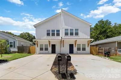709 Pennsylvania Avenue, Charlotte, NC 28216 - Photo 1