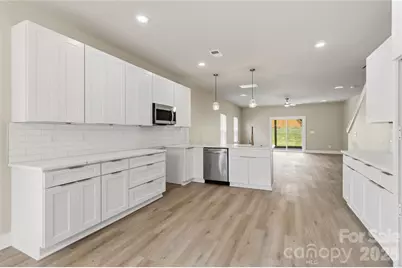 709 Pennsylvania Avenue, Charlotte, NC 28216 - Photo 10
