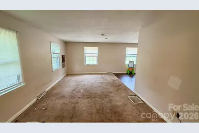 2808 28th Street NE, Hickory, NC 28601 - Photo 16