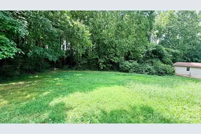 2808 28th Street NE, Hickory, NC 28601 - Photo 22
