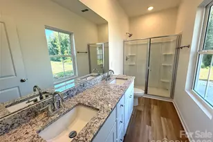 307 W 13th St, Kannapolis, NC 28081 - Photo 8