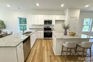307 W 13th St, Kannapolis, NC 28081 - Photo 2