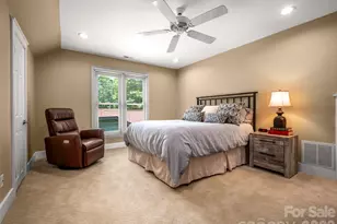16 Lacoste Dr, Hendersonville, NC 28739 - Photo 36