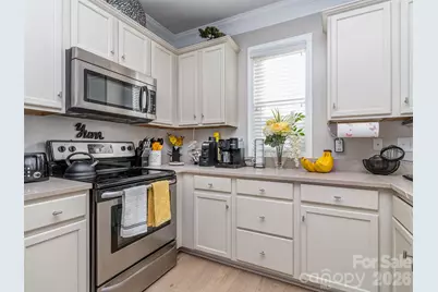 2074 Ayrsley Town Boulevard, Charlotte, NC 28273 - Photo 4
