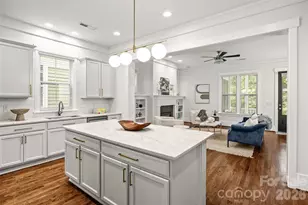 1431 Tippah Park Ct, Charlotte, NC 28205 - Photo 1