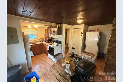 401 N Lakeside Drive, Hendersonville, NC 28739 - Photo 12