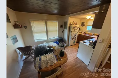 401 N Lakeside Drive, Hendersonville, NC 28739 - Photo 14