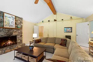 3 High Meadows Dr, Candler, NC 28715 - Photo 8