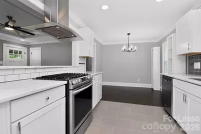 3945 Winfield Drive, Charlotte, NC 28205 - Photo 6