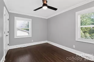 3945 Winfield Dr, Charlotte, NC 28205 - Photo 10