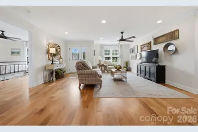 2404 23rd Street Drive NE, Hickory, NC 28601 - Photo 6