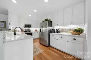 2404 23rd St Dr NE, Hickory, NC 28601 - Photo 12