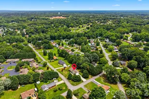 2404 23rd St Dr NE, Hickory, NC 28601 - Photo 32