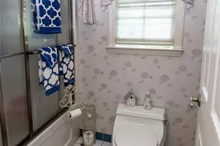 100 Oakridge Dr, Morganton, NC 28655 - Photo 24