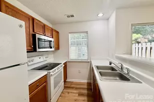15536 Asterwind Ct, Charlotte, NC 28277 - Photo 4