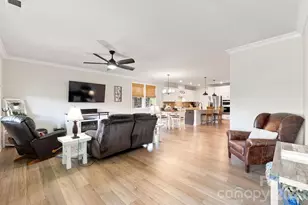 9427 Liberty Hill Dr, Charlotte, NC 28227 - Photo 12